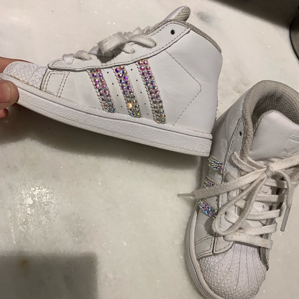 Custom adidas superstar shoes S⭕️LD - Picture 4 of 5